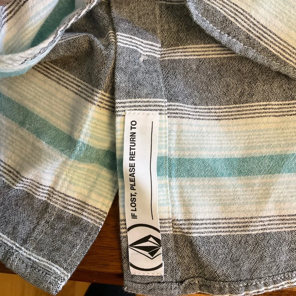 Volcom Boys L Gray and Aqua Striped Short Sleeve Button-Up Shirt